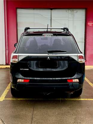 MITSUBISHI-OUTLANDER-2014