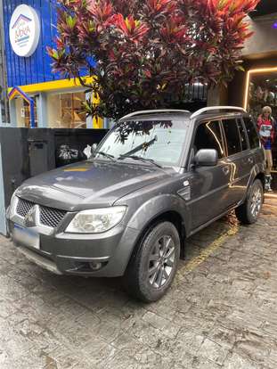 MITSUBISHI-PAJERO TR4-2.0 4X2 16V 140CV FLEX 4P AUTOMÁTICO MITSUBISHI-PAJERO TR4-2012