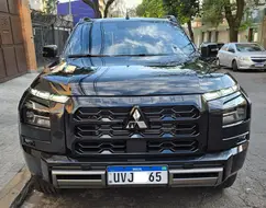 MITSUBISHI TRITON 2.4 BITURBO DIESEL CD KATANA 4X4 AUTOMÁTICO MITSUBISHI TRITON 2.4 BITURBO DIESEL CD KATANA 4X4 AUTOMÁTICO