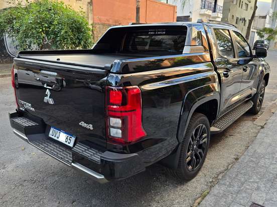 MITSUBISHI-TRITON-2026
