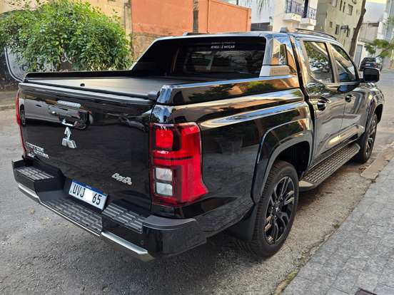MITSUBISHI-TRITON-2.4 BITURBO DIESEL CD KATANA 4X4 AUTOMÁTICO MITSUBISHI-TRITON-2026