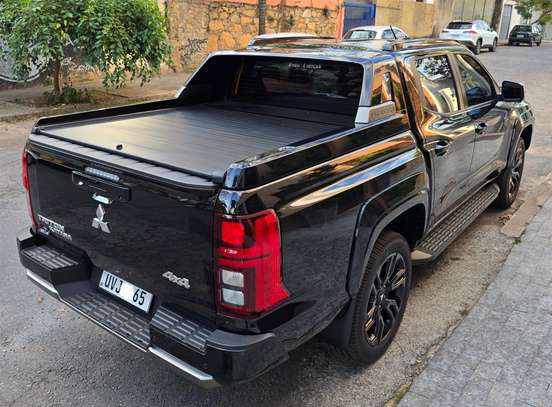 MITSUBISHI-TRITON-2026