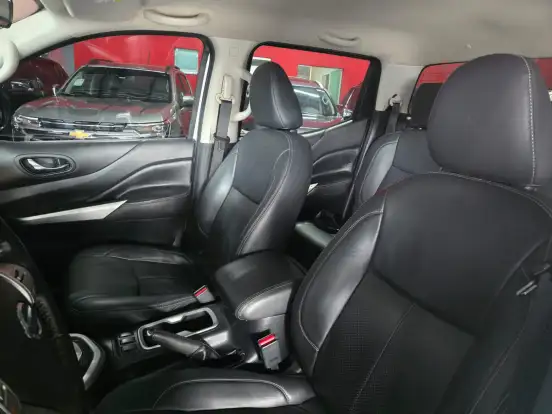 NISSAN-FRONTIER-2.3 16V TURBO DIESEL SE CD 4X4 AUTOMÁTICO NISSAN-FRONTIER-2017