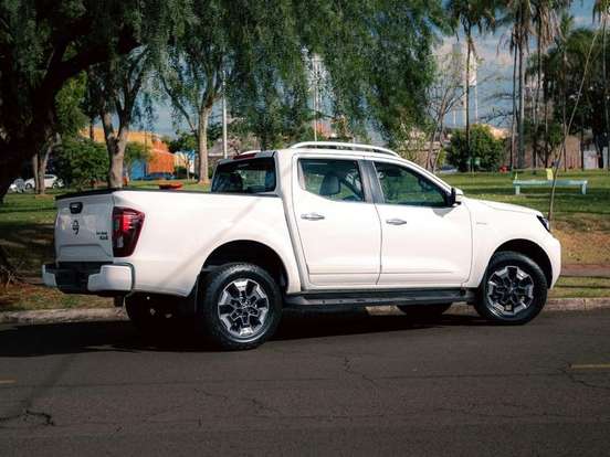 NISSAN-FRONTIER-2.3 16V TURBO DIESEL PLATINUM CD 4X4 AUTOMÁTICO NISSAN-FRONTIER-2023