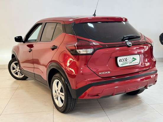 NISSAN-KICKS-2024