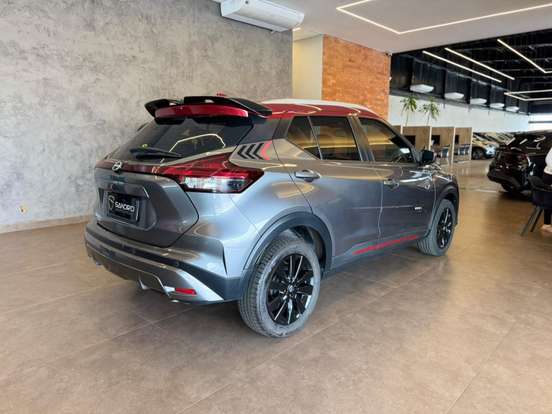 NISSAN-KICKS-2022