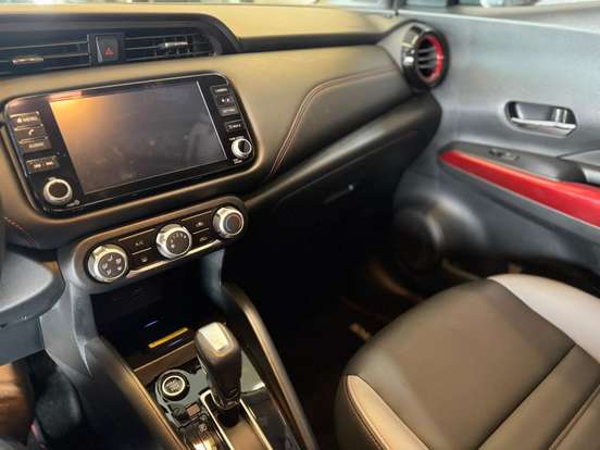NISSAN-KICKS-2022