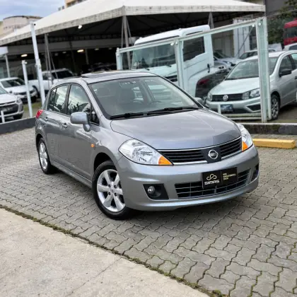 NISSAN TIIDA 1.8 SL 16V FLEX 4P AUTOMÁTICO
