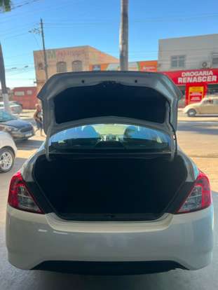 NISSAN-VERSA-1.6 16V FLEXSTART SV 4P XTRONIC NISSAN-VERSA-2017