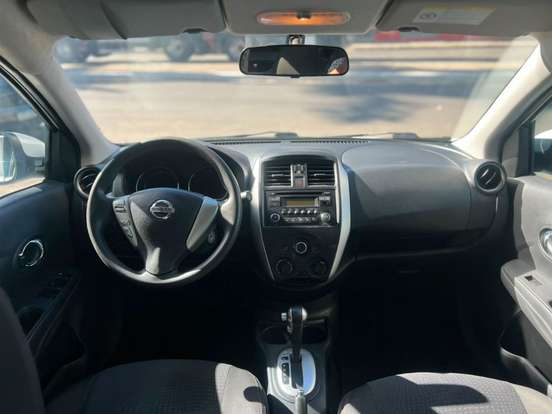 NISSAN-VERSA-1.6 16V FLEXSTART SV 4P XTRONIC NISSAN-VERSA-2017