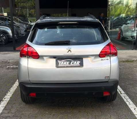 PEUGEOT-2008-2020