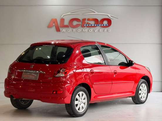 PEUGEOT-207-2013