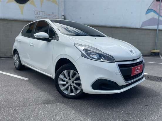 PEUGEOT-208-2019