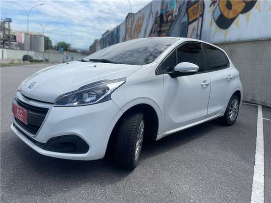 PEUGEOT-208-2019