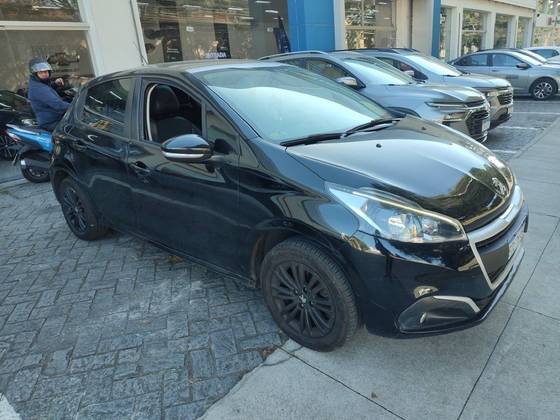 PEUGEOT 208 1.2 ALLURE 12V FLEX 4P MANUAL