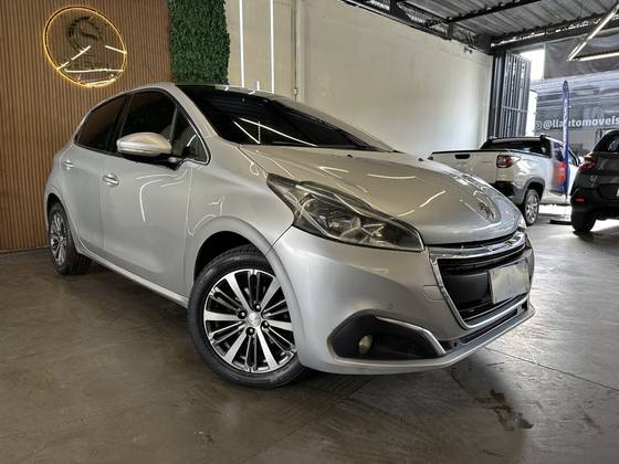 PEUGEOT 208 1.6 GRIFFE 16V FLEX 4P AUTOMÁTICO