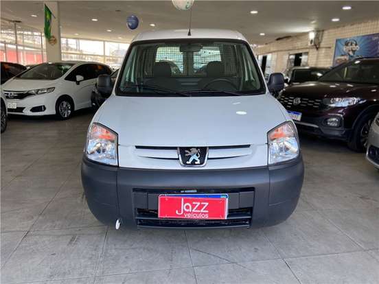 PEUGEOT-PARTNER-2020