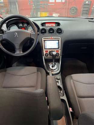PEUGEOT-308-2014