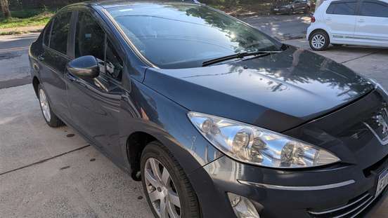 PEUGEOT-408-2011