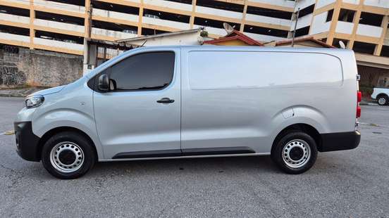 PEUGEOT-EXPERT-2018