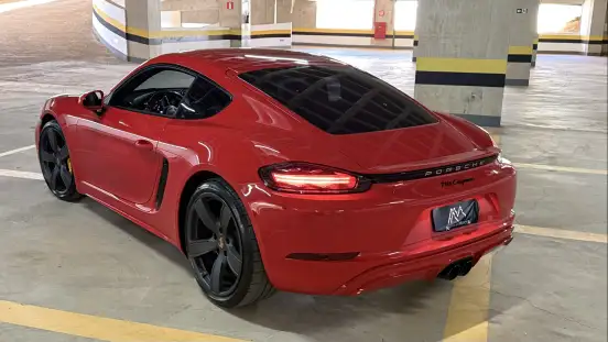 PORSCHE-718-2023