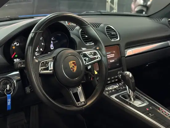 PORSCHE-718-2023