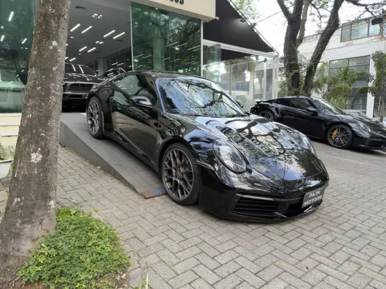 PORSCHE-911-2020
