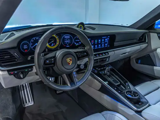 PORSCHE-911-3.8 24V H6 GASOLINA TURBO S PDK PORSCHE-911-2023