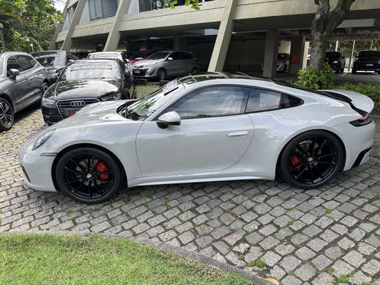PORSCHE-911-2021