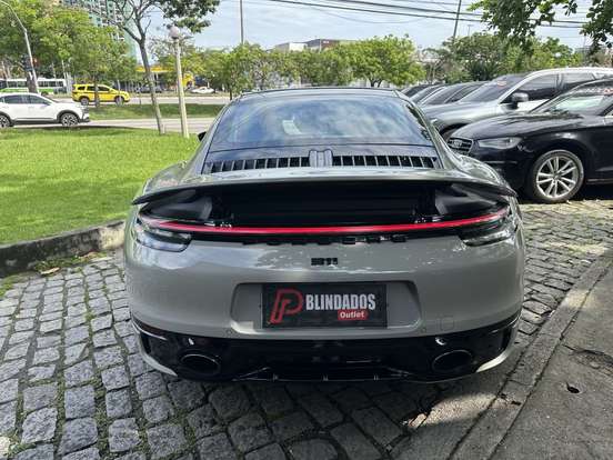 PORSCHE-911-2021