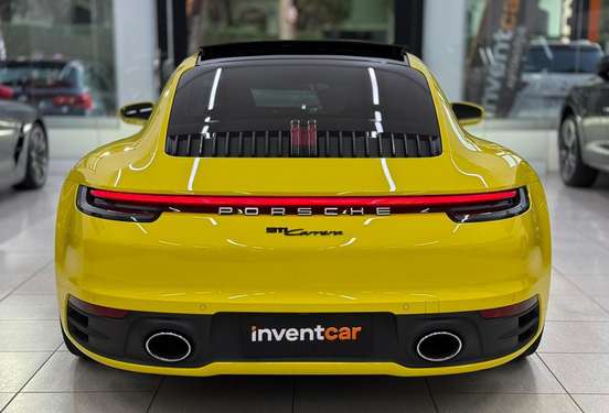 PORSCHE-911-2020