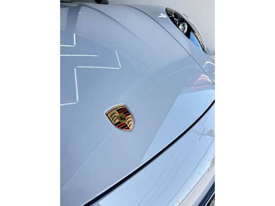 PORSCHE-911-2020