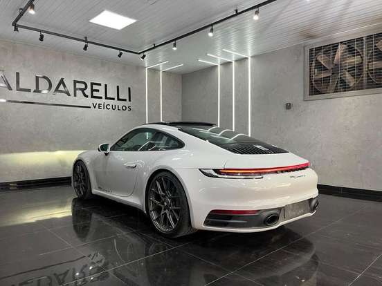 PORSCHE-911-2023