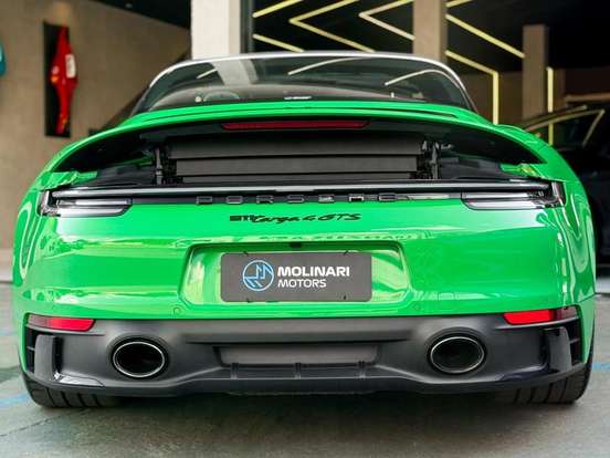 PORSCHE-911-2022