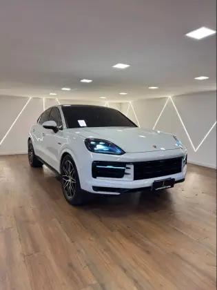 PORSCHE CAYENNE 3.0 V6 E-HYBRID COUPÉ AWD TIPTRONIC S