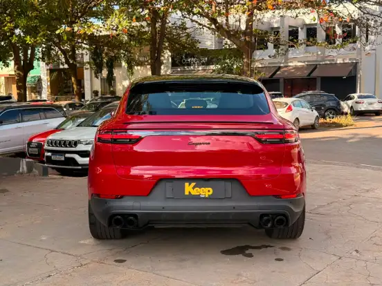 PORSCHE-CAYENNE-2022