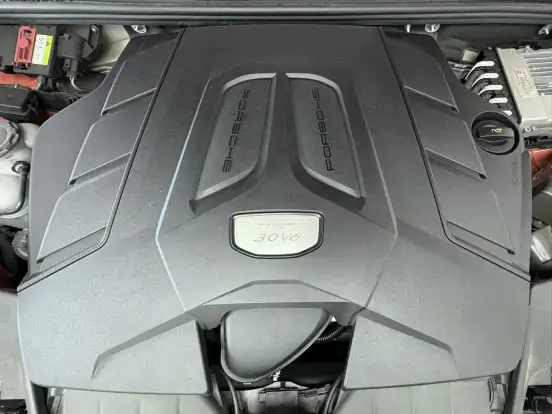 PORSCHE-CAYENNE-2019