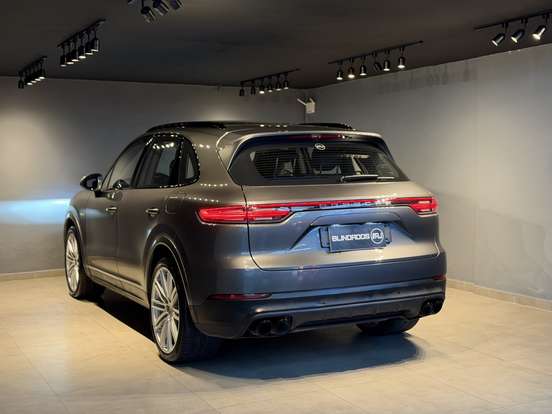 PORSCHE-CAYENNE-3.0 V6 E-HYBRID AWD TIPTRONIC S PORSCHE-CAYENNE-2020