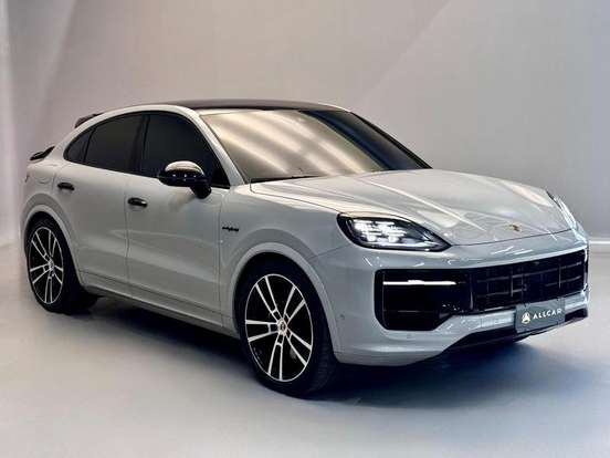 PORSCHE-CAYENNE-2025