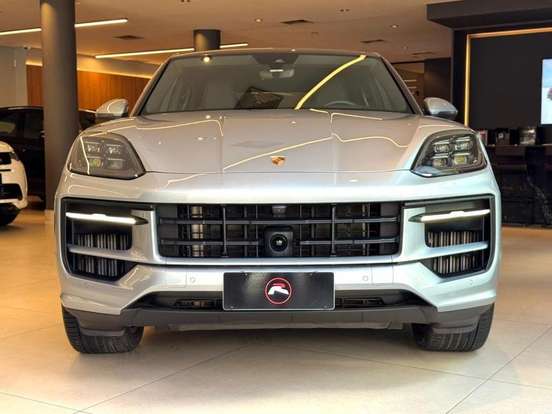 PORSCHE-CAYENNE-2024