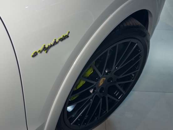 PORSCHE-CAYENNE-3.0 V6 E-HYBRID COUPÉ PLATINUM EDITION AWD TIPTRONIC S PORSCHE-CAYENNE-2023