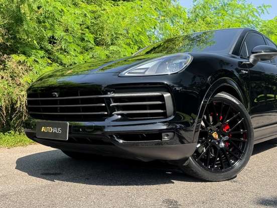 PORSCHE-CAYENNE-2023