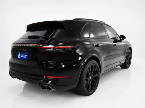 PORSCHE-CAYENNE-2018