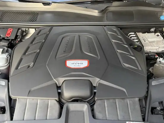 PORSCHE-CAYENNE-2018