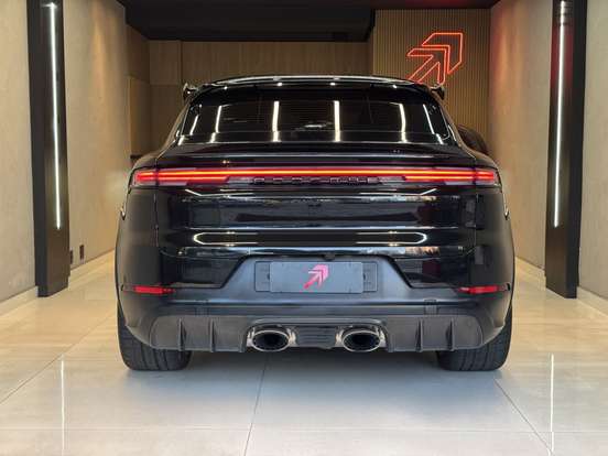 PORSCHE-CAYENNE-2024