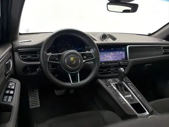 PORSCHE-MACAN-2.0 16V GASOLINA 4P AUTOMÁTICO PORSCHE-MACAN-2021