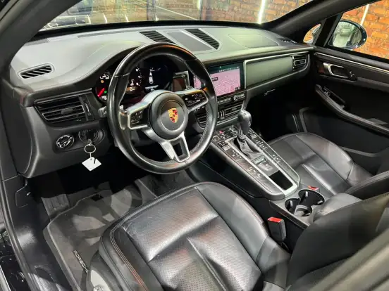 PORSCHE-MACAN-2.0 16V GASOLINA 4P AUTOMÁTICO PORSCHE-MACAN-2020