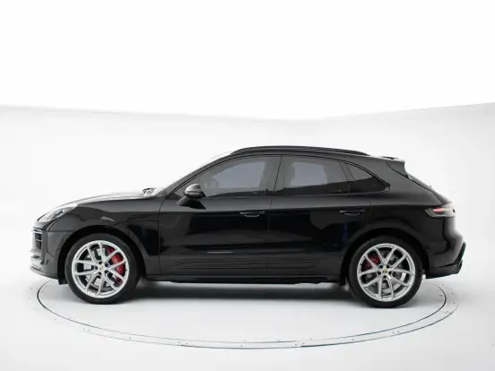 PORSCHE-MACAN-2023