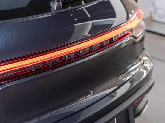 PORSCHE-MACAN-2.0 TURBO GASOLINA PDK PORSCHE-MACAN-2023