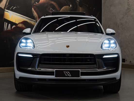 PORSCHE-MACAN-2025